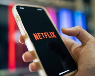 Van video on demand naar werkwoord: Netflix(en)