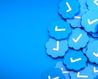 Blauwe vinkje social media: wat heb je eraan & hoe verkrijg je het?